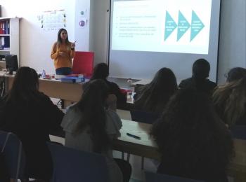 Un grupo de profesionales del Centro Senda de Murcia presentan el programa en el Centro de Formación e Iniciativas de Empleo