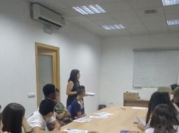 Jóvenes atendidos en el Centro Senda de Ciudad Real participan en un taller educativo sobre relaciones afectivas